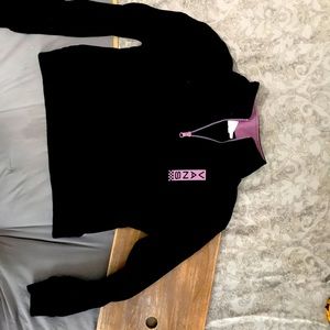 VANS, size small, crop top black, long sleeve